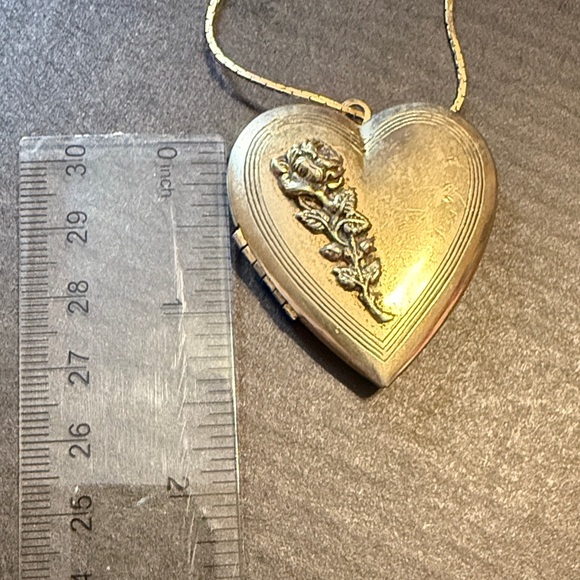 Gold Heart Locket Necklace - Picture 6 of 7